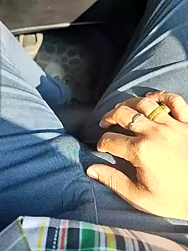 trendy_Squirreel Show Webcam