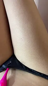 Esmeralda-berrys Adlı Modelin Canlı XXX Sohbeti