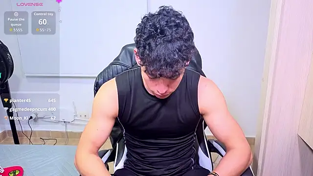 Chat XXX en directo de Luke_Muscle