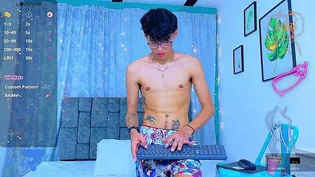 NicolasTorrez 라이브 XXX 채팅