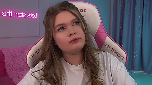 CrystalLyons XXX чат на живо