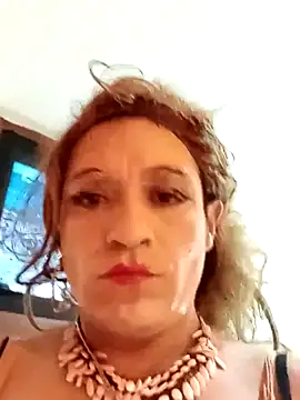 transreyna – Naživo XXX chat
