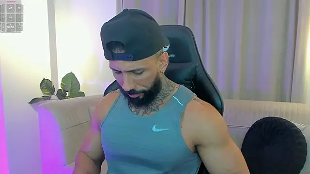 jeff_clark7 Adlı Modelin Canlı XXX Sohbeti