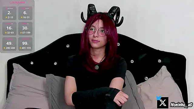 Noninha_のライブXXXチャット