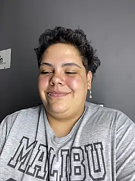 Hailey_Curvy's Live XXX Chat