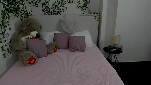 צ'אט XXX בשידור חי של Charlotte_Stee