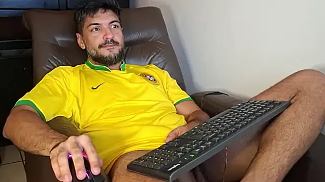 Chat +18 de LUH133 ao vivo