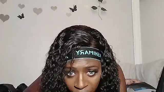 Tinasikes1982 Show Webcam