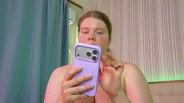 RubyValen's Live XXX Chat