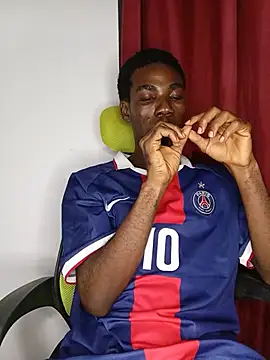Chat +18 de PetiteBooo ao vivo