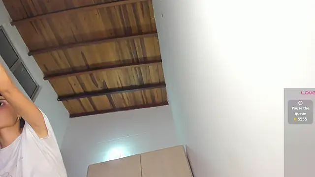 Chat +18 de velvetluna_ ao vivo