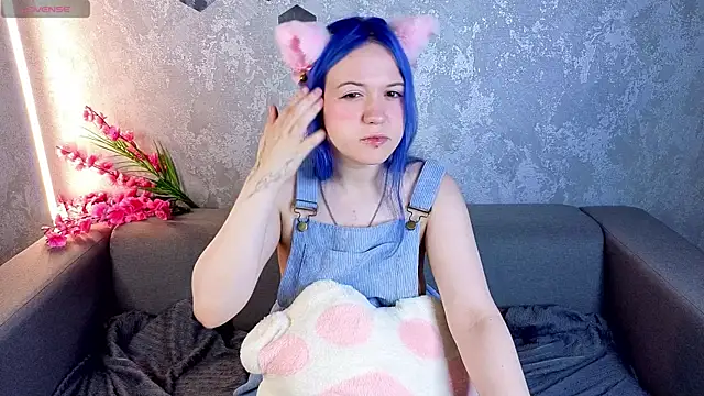 LinaSpark's Live XXX Chat