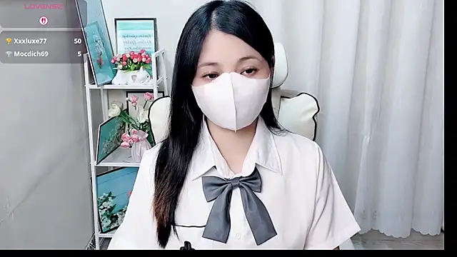 Онлайн чат XXX Clover_Nhi