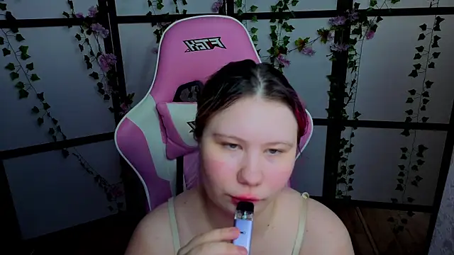 Živý XXX chat kitsune_little