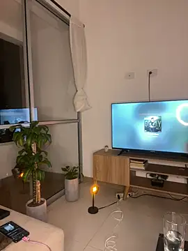 AresNoir's Live XXX Chat