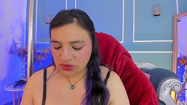 TaraTaylorr Live XXX-Chat