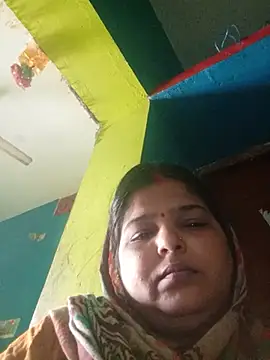 hot_bhabi1 Adlı Modelin Canlı XXX Sohbeti