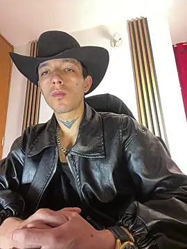 dark_men1 Obrolan Langsung XXX