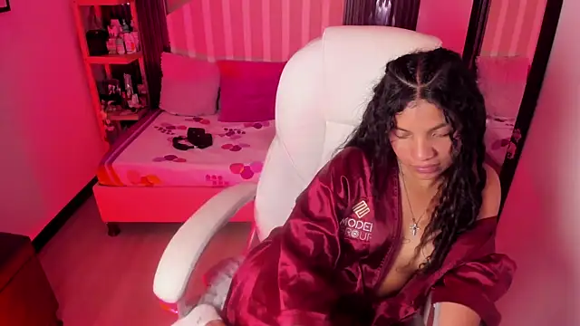 Chatroom XXX en direct de LittleeStar