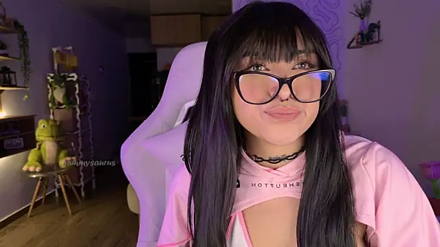 GummySaurus_ Adlı Modelin Canlı XXX Sohbeti
