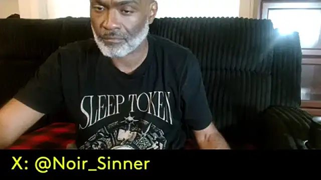 Chat XXX en directo de sinnernoir