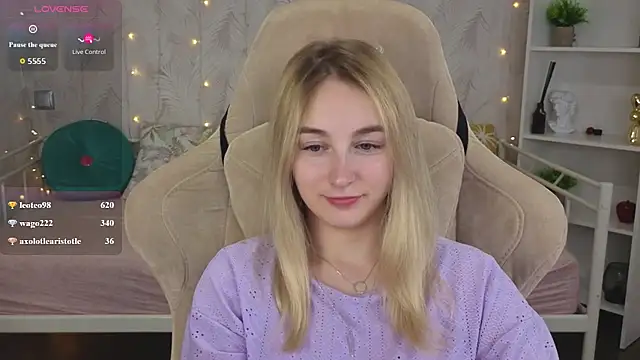 Shy_Polly's Live XXX Chat