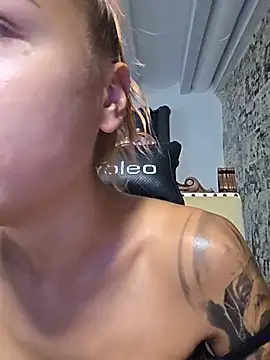 دردشة kylie_blck الجنسية المباشرة
