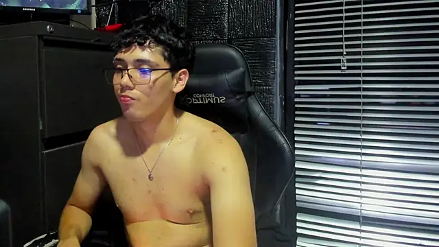 Chat +18 de SrJacobs ao vivo