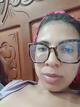 Chat +18 de magrinhagostosa ao vivo