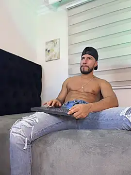 Chat XXX ao vivo de Thiago_Hill