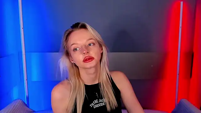 AlessaKiss élő XXX-chatje
