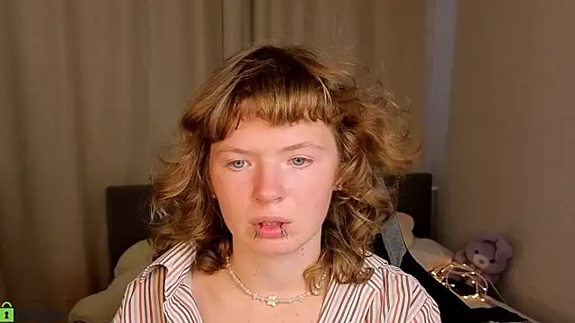 Chat XXX en directo de VioletDesiree