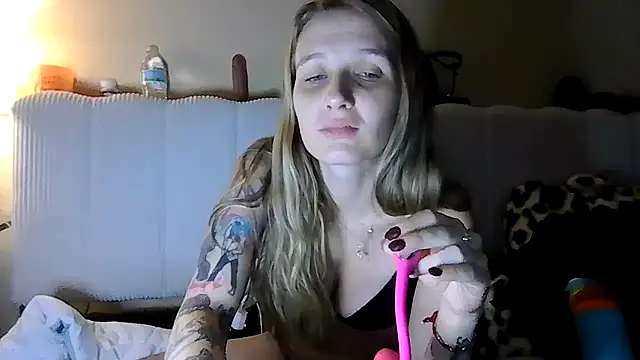 MollysChambers লাইভ XXX চ্যাট