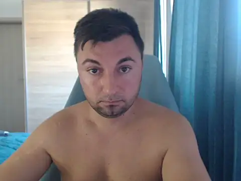 Онлайн чат XXX HankMalone