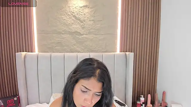 NINAMARTINS 即時 XXX 聊天