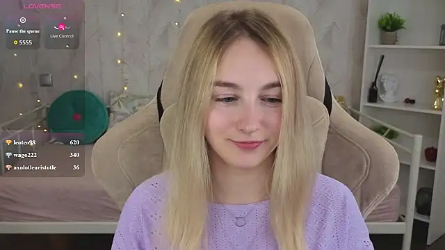 Shy_Polly live XXX chat