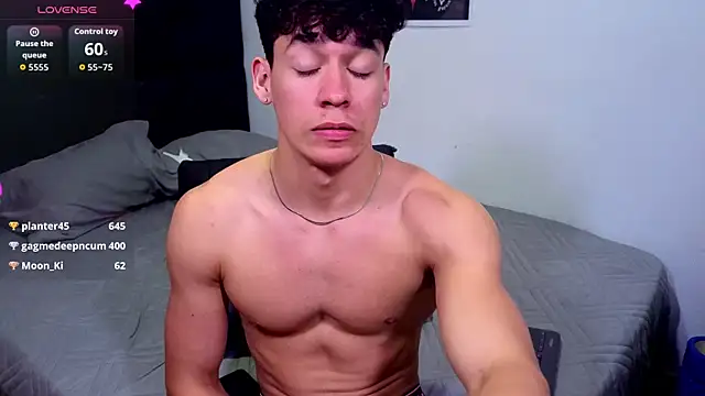 Luke_Muscle live XXX chat