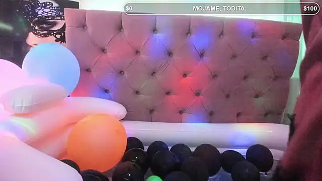 HadaFoster Adlı Modelin Canlı XXX Sohbeti