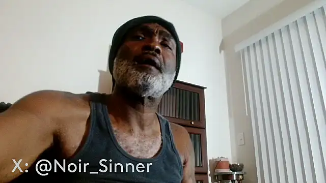 sinnernoir Adlı Modelin Canlı XXX Sohbeti