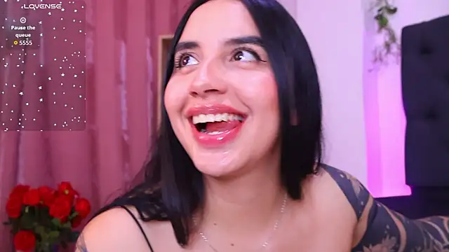 צ'אט XXX בשידור חי של kaylee_lee
