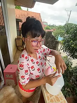 sweetieme XXX чат на живо