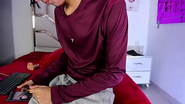 Demian_Salvatoire Live XXX Chat