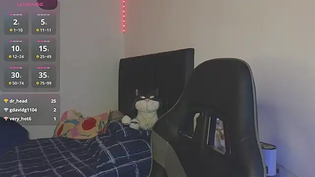 Chat XXX Live Ades_Lowe