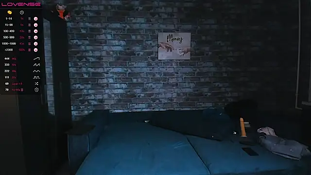 mark_normal Adlı Modelin Canlı XXX Sohbeti