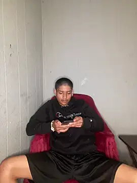 iktzxのライブXXXチャット