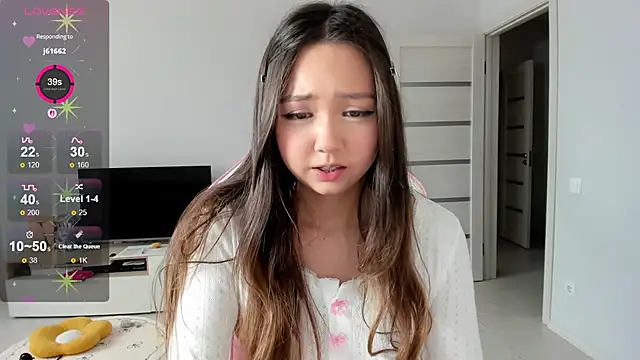 Chat XXX en directo de Fluffy_Rose