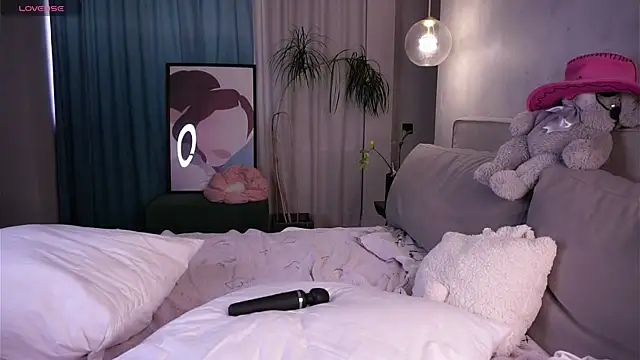 XXX chat uživo modela QueenieGitt