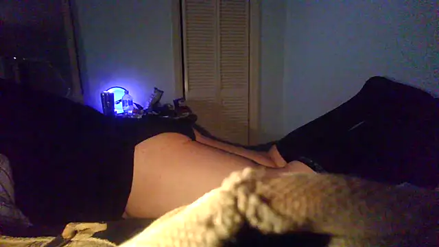 Randomperv69's Webcam Show