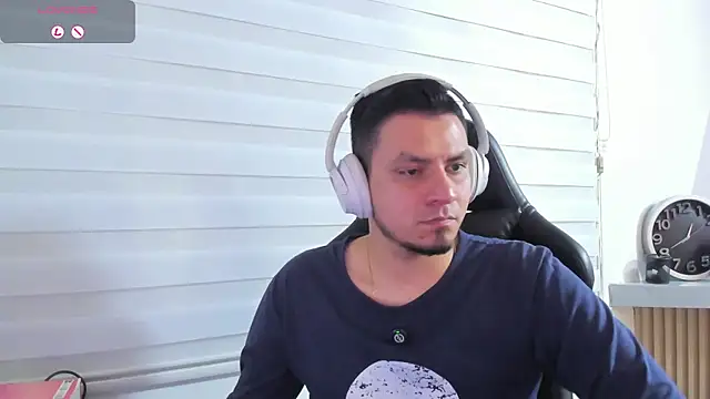 Chat +18 de Rick_Adams ao vivo