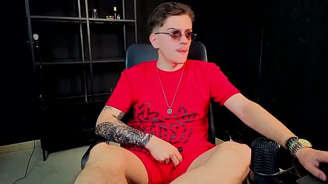 FelixStarkk – Naživo XXX chat